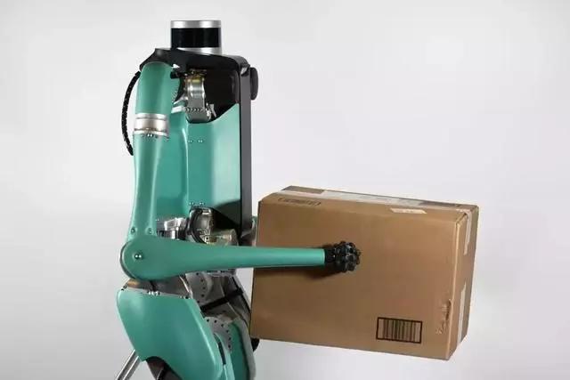 双足快递机器人;怡美工业设计