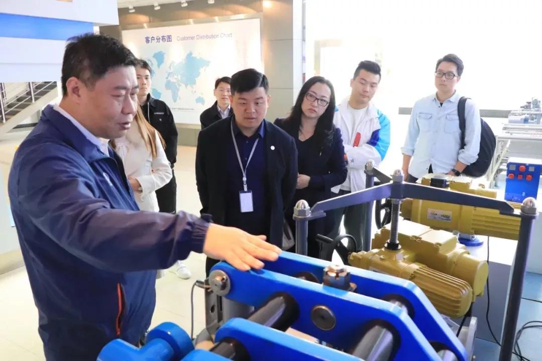 华伍股份现场调研参观产品展示;怡美工业设计 华伍股份现场调研参观产品展示;怡美工业设计