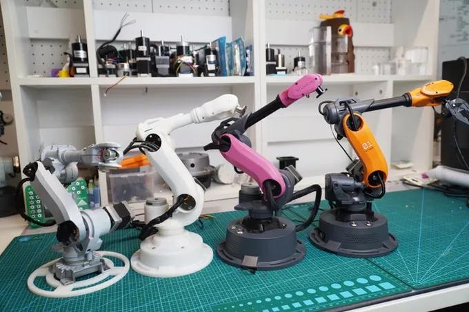 小型六轴工业机械手臂外观设计;怡美工业设计 小型六轴工业机械手臂外观设计;怡美工业设计