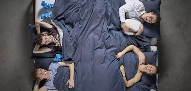 智能睡眠机器人设计;怡美工业设计 智能睡眠机器人设计;怡美工业设计