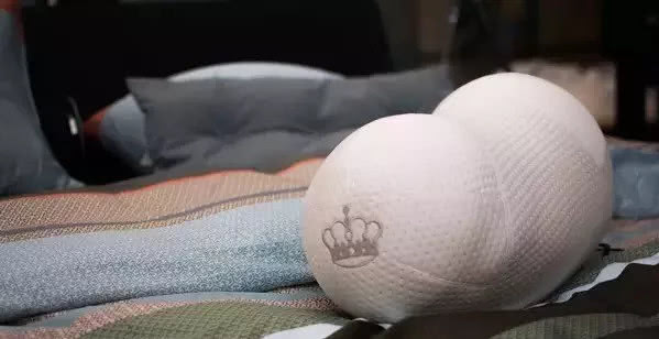 睡眠智能机器人枕头外观设计;怡美工业设计 睡眠智能机器人枕头外观设计;怡美工业设计